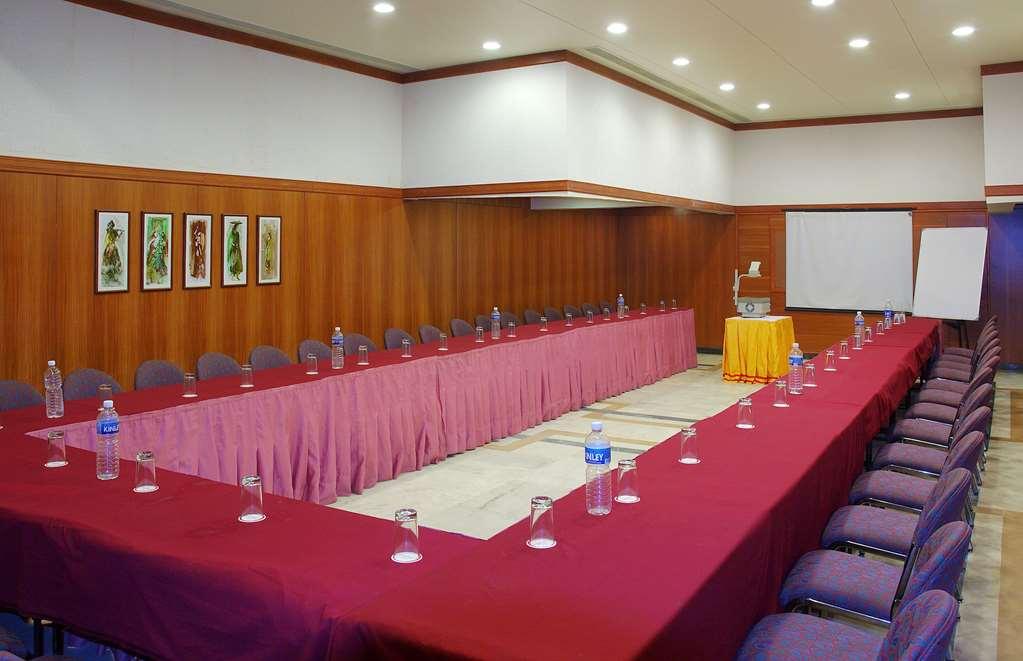 Comfort Inn President Near Ahmedabad Junction Station Fasilitas foto