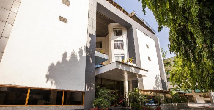 Comfort Inn President Near Ahmedabad Junction Station Bagian luar foto
