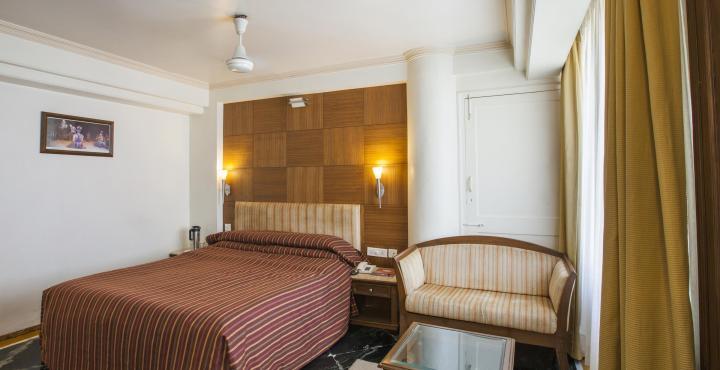Comfort Inn President Near Ahmedabad Junction Station Bagian luar foto